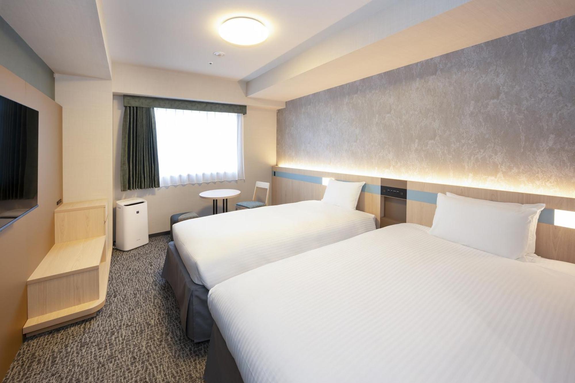 Hotel Lumiere Nishikasai Tokyo: 3 star Hotel with a Minimum Price ...